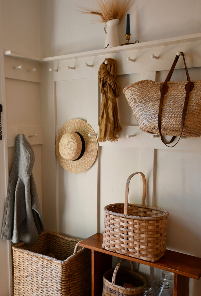 Simple Shaker Storage Solutions, On Making A Peg Rail Entryway